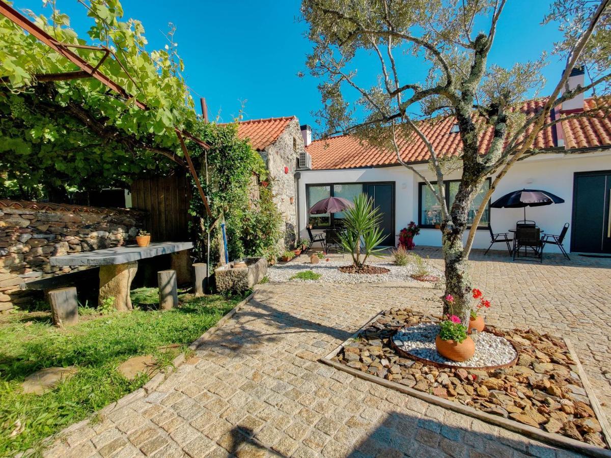 Casa Do Casal - Country House With Swimming Pool Виана-ду-Каштелу Экстерьер фото